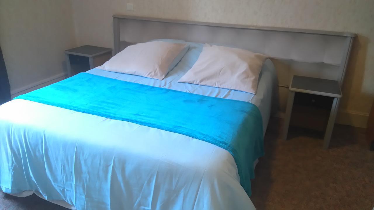 Chez Maxim Hotell Saint-Sauveur  Eksteriør bilde